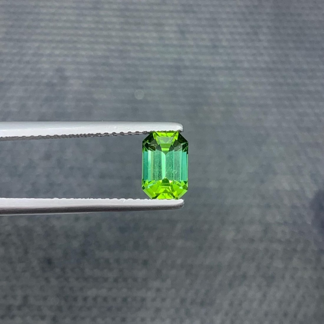 Lime Green Tourmaline Gemstone: 1.40 Carat Emerald Cut Loose Stone - 7