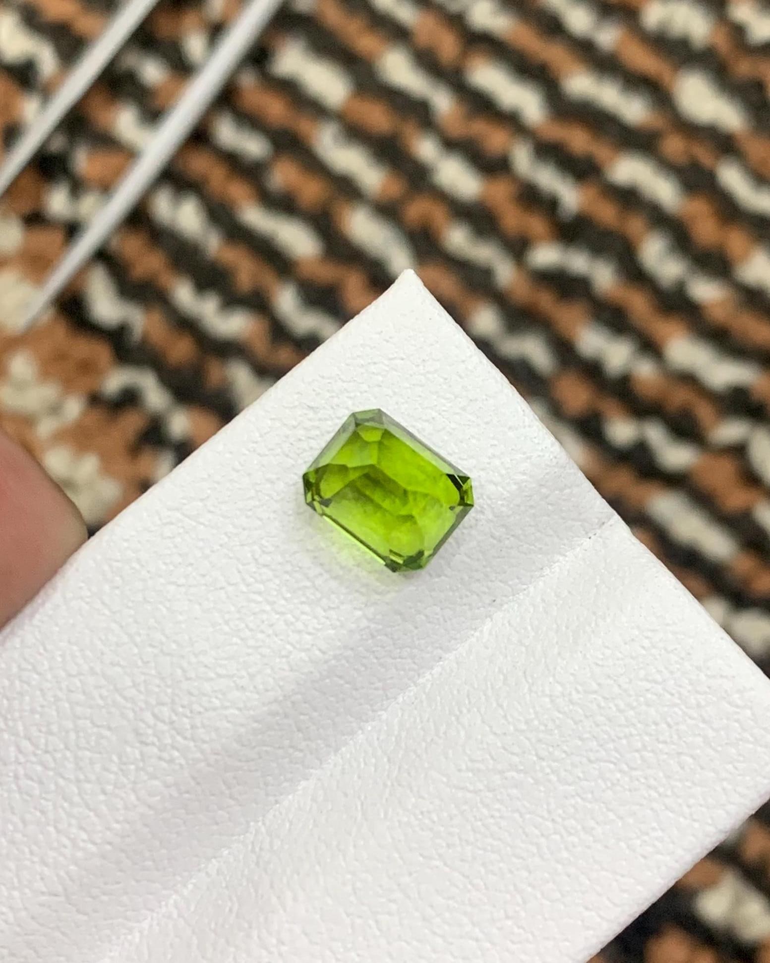 Emerald Cut Peridot Gemstone: Natural Green Loose Stone, 2.70 Carat - 7