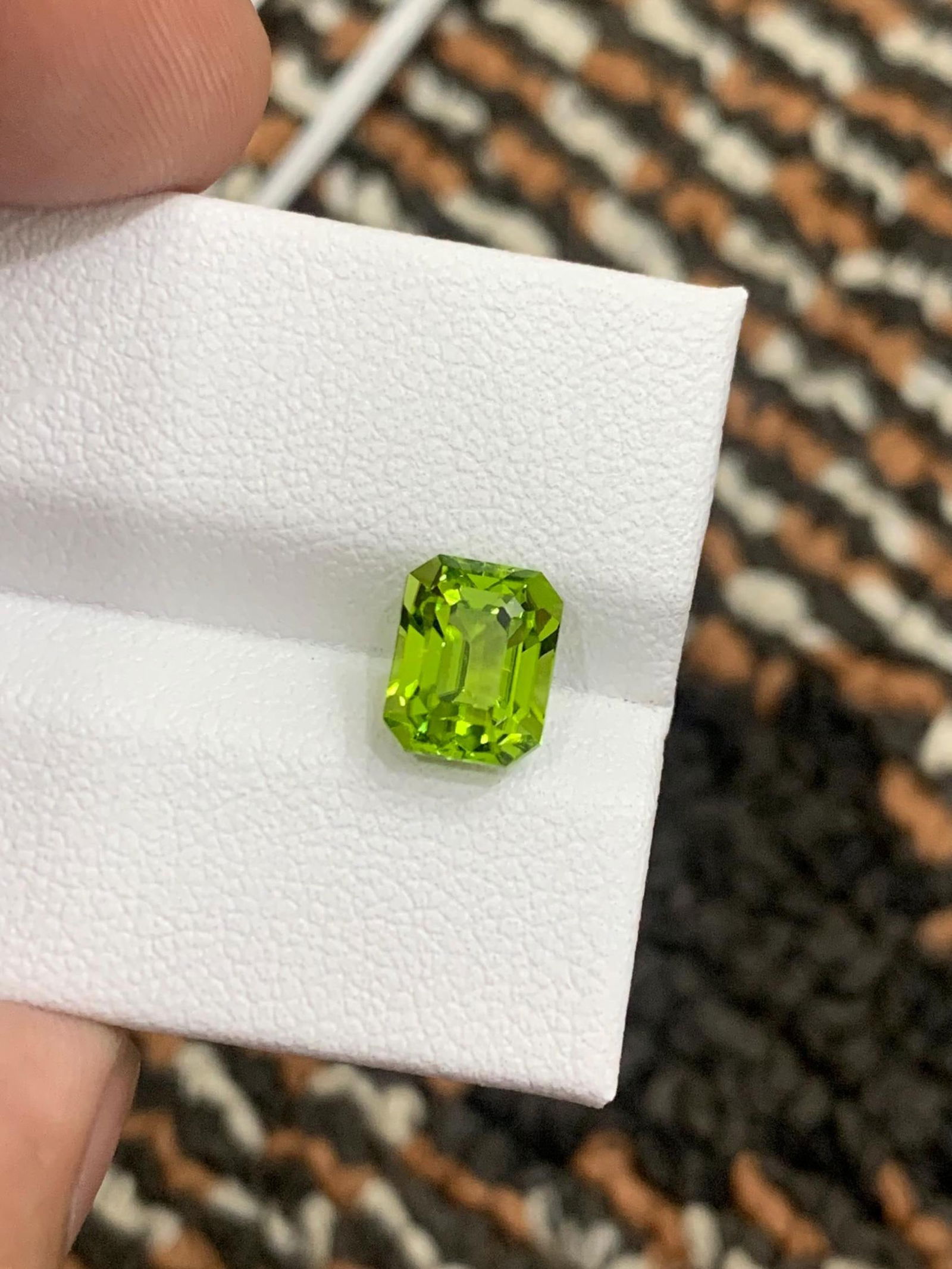 Emerald Cut Peridot Gemstone: Natural Green Loose Stone, 2.70 Carat - 8