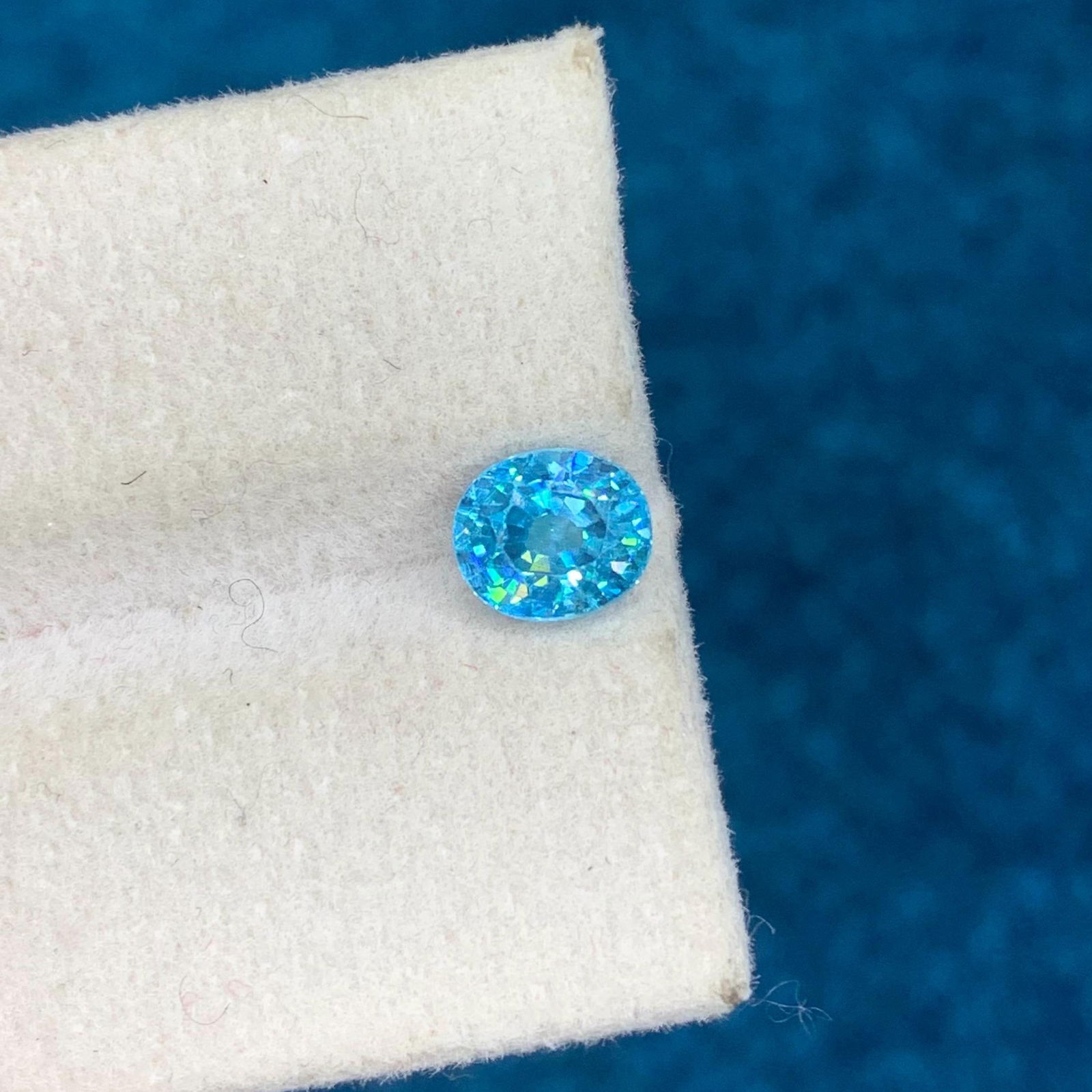 Neon Blue Zircon Gemstone: 1.57 Ct Oval Cut Zircon - 2