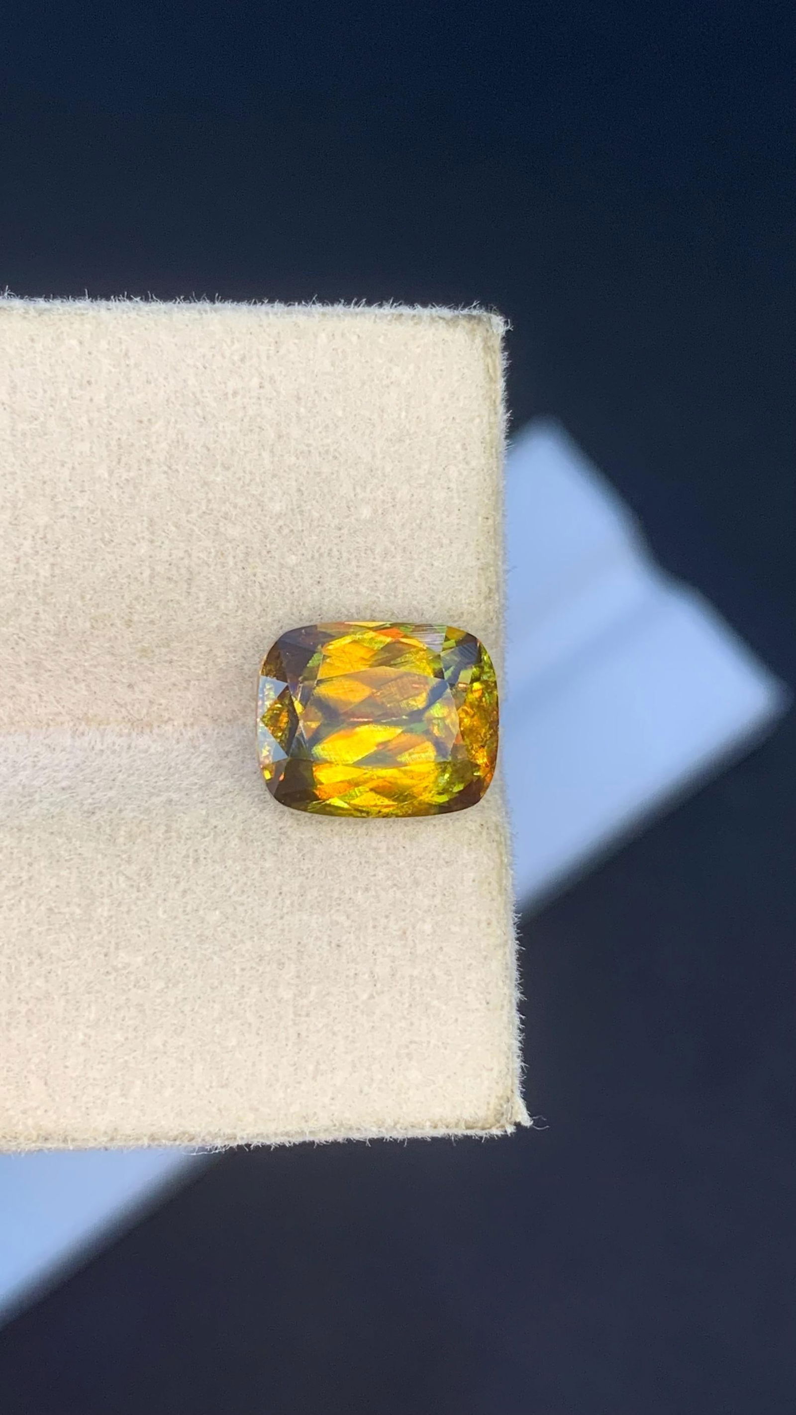 Jewellery Size Natural Sparkling Full Fire Sphene Titanite Loose Gemstone , 3.50 Carat - 4