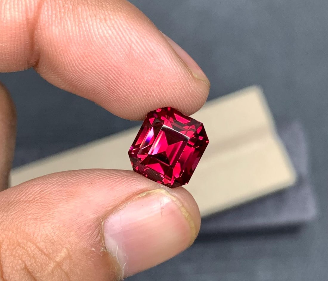 Rhdodlite Red Garnet, Faceted Emerald Vivid Red Garnet Engagement Ring, 7.76 Ct - 2