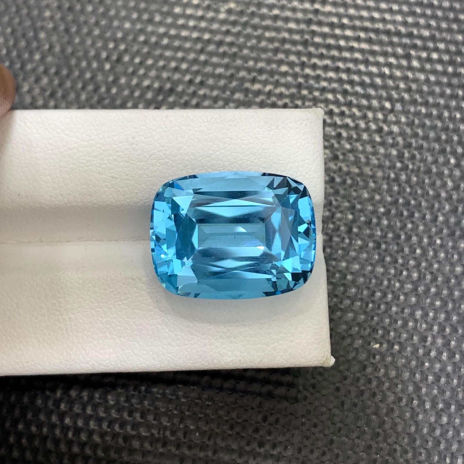 Swiss Blue Topaz Gemstone: 35.20 Carat Cushion Cut November Birthstone - 7