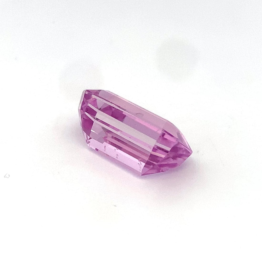 Top Pink Kunzite Gemstone Facted Emerald Cut Pendant Size Gemstone : 30.935 Carat - 7