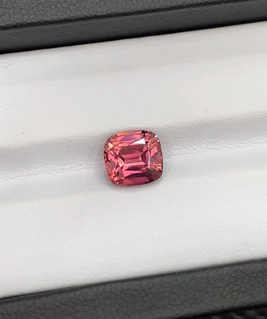 Reddish Hot Pink Tourmaline Gemstone: 2.65 Carat Cushion Cut - 4