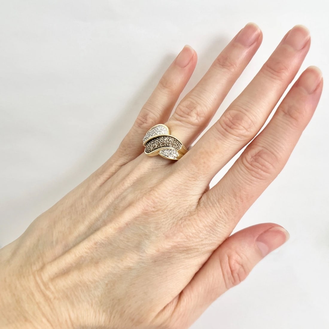 Cognac and White Diamond Cocktail Statement Ring 14K Yellow Gold, 5.36 Grams - 4