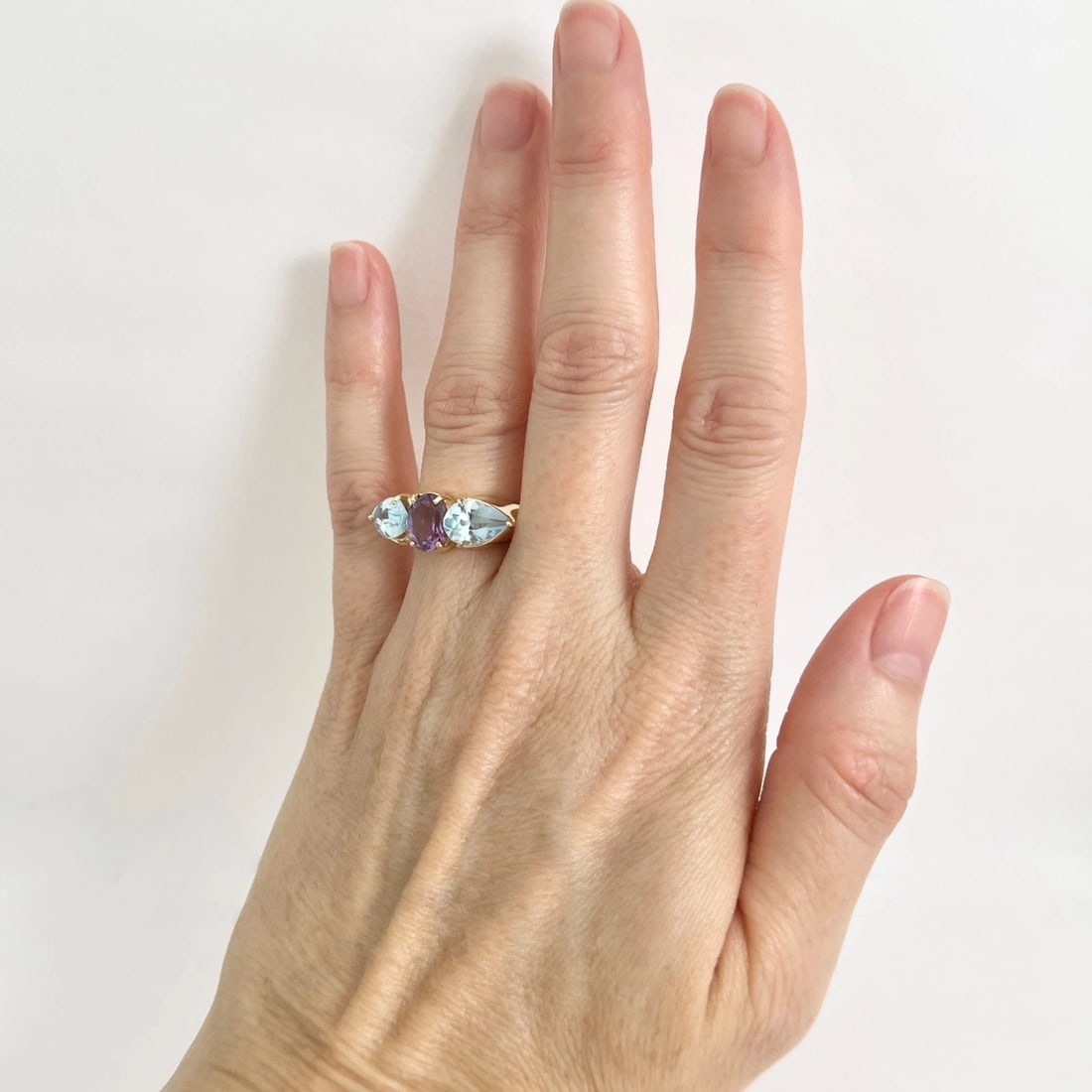 3-Stone Purple Amethyst Blue Topaz Statement Ring 14K Yellow Gold, 5.64 Grams - 2