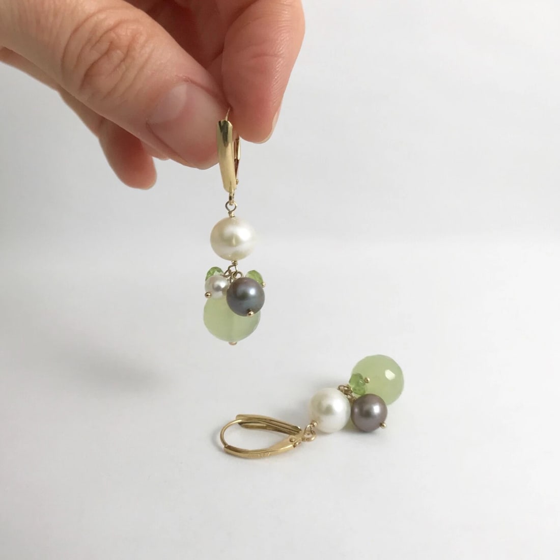 Grey White Pearl Peridot Quartz Dangle Drop Earrings 14K Yellow Gold, 6.42 Grams - 3