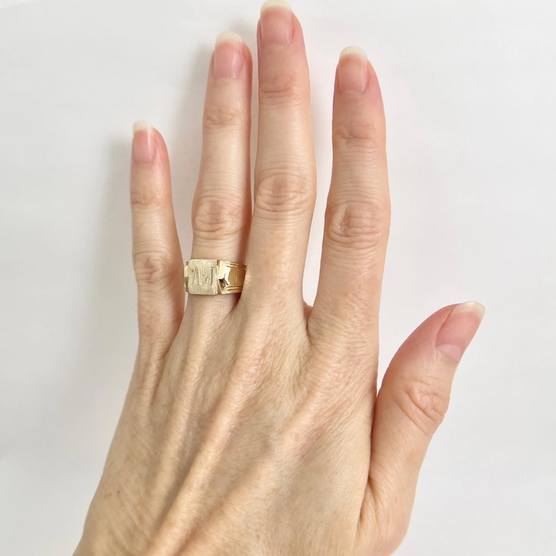 Vintage 1940's Letter AJ Initial Signet Ring 14K Gold, 4.16 Grams - 2