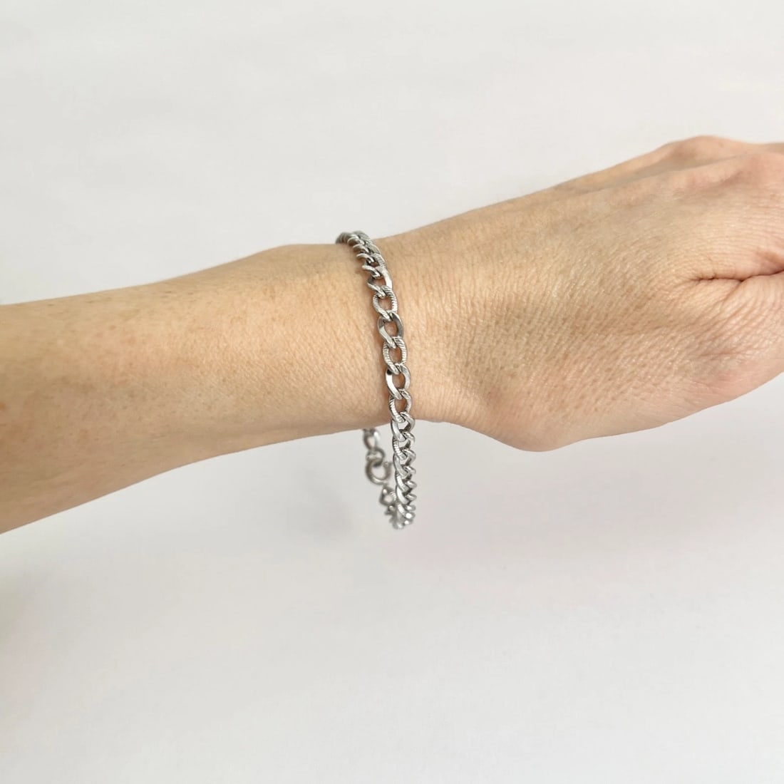 Vintage Open Curb Chain Link Bracelet Sterling Silver, 7.25 Inches, 6.57 Grams - 4