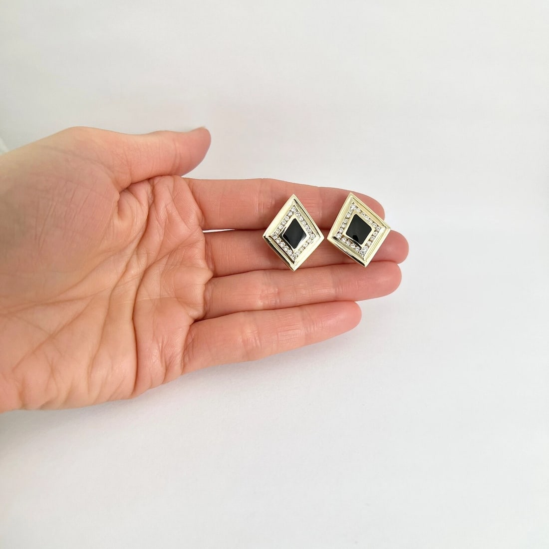 Vintage Geometric Black Onyx Diamond Drop Earrings 14K Yellow Gold, 9.82 Gram - 4