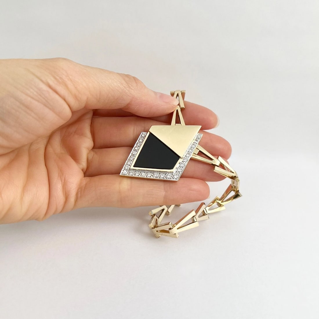 Vintage Black Onyx Diamond Geometric Pendant Necklace 14K Yellow Gold 28.50 Gr - 3