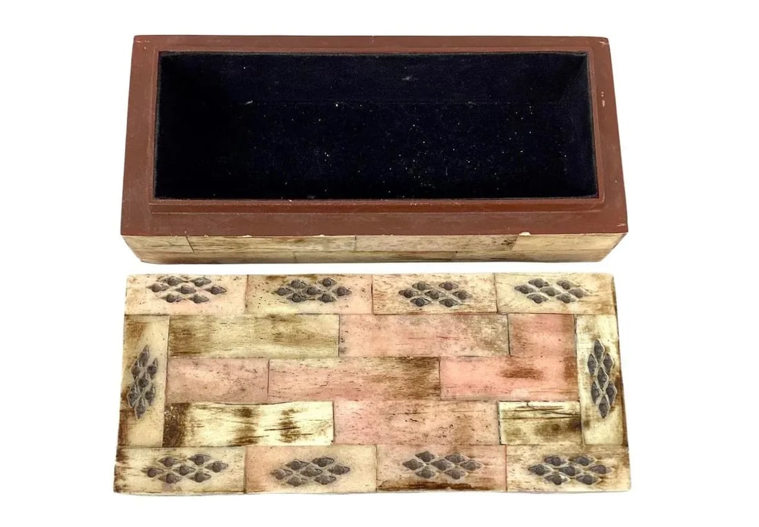 20th Century Tessellated Bone Trinket Box - 3