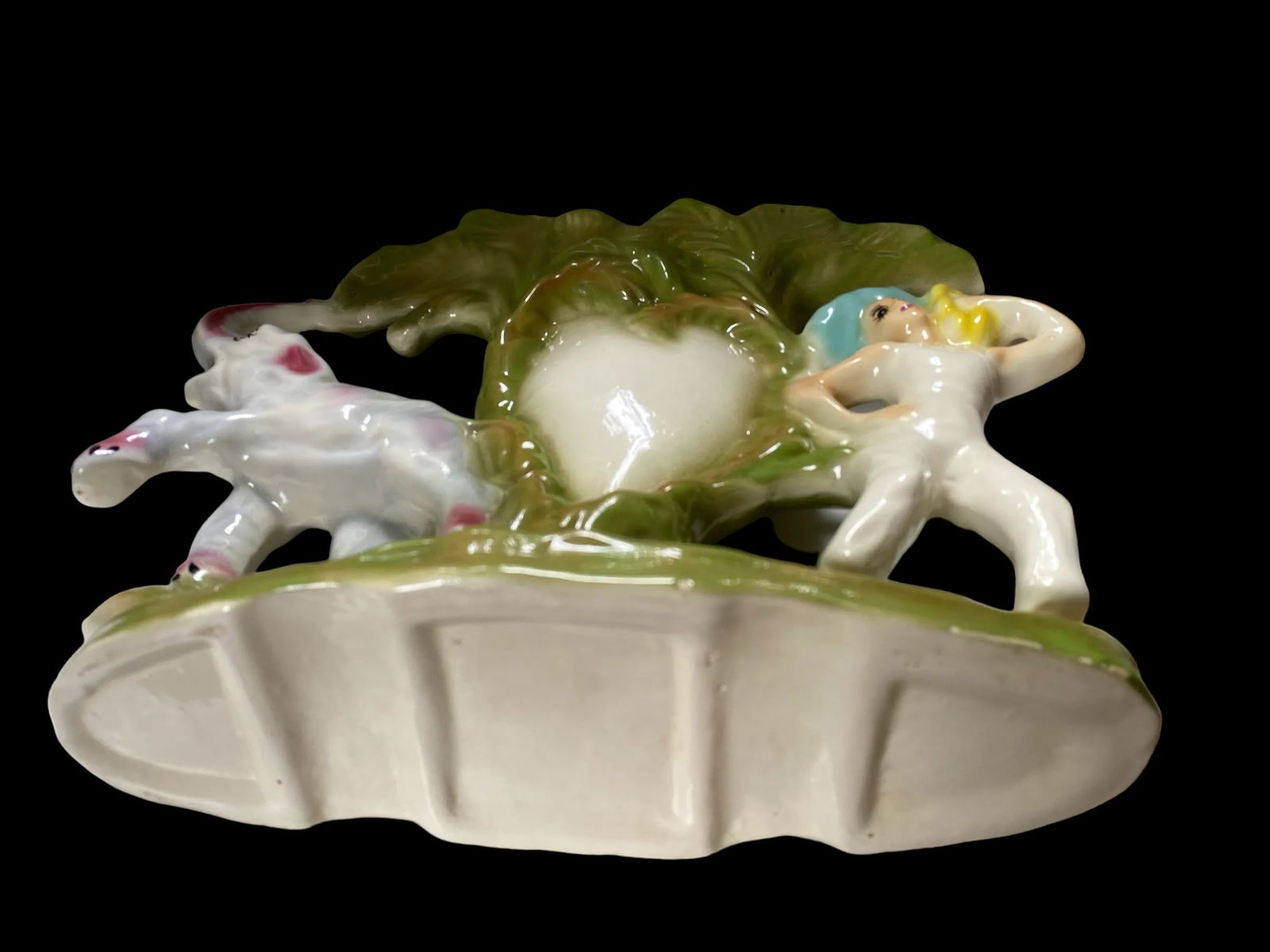 1930s Polychrome Italian Vase With Palm Trees, Woman With Bananas and Elephant With Upturned Trunk - 9