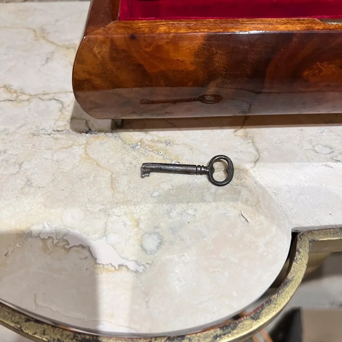 Italian Jewelry Music Footed Box Reuge Ste-Croix Love Story Hollywood Regency - 2