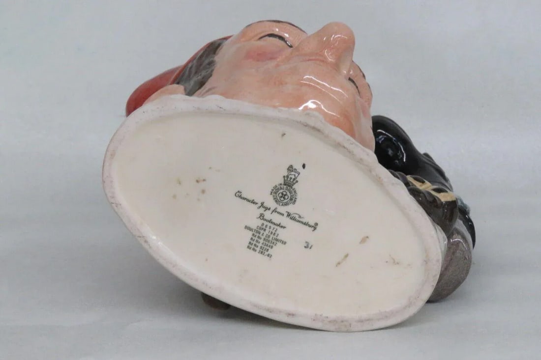 Royal Doulton Bootmaker D6572 Toby Jug Porcelain Large Character Mug - 3