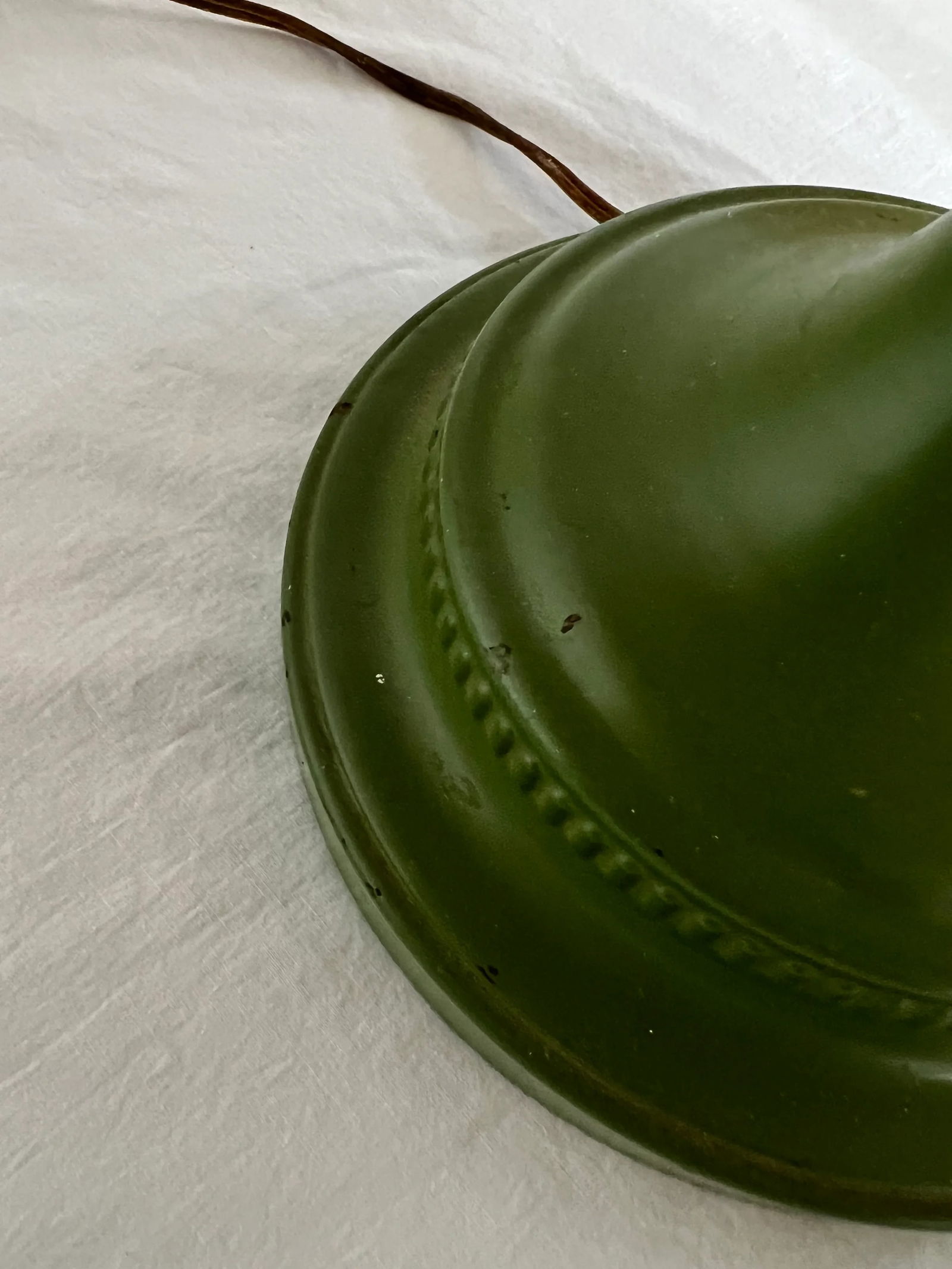 Mid Century Modern Metal Lamp With Scalloped Bottom Wicker Shade - 7