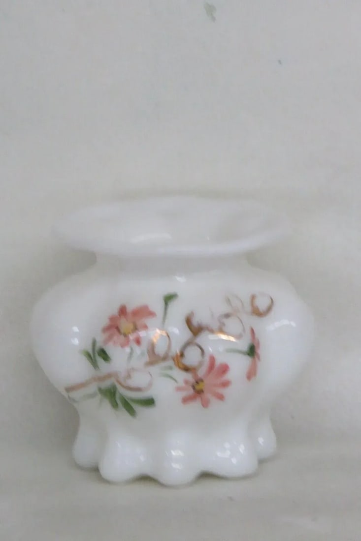 Consolidated Glass Hand Painted Floral White Catalonian Melon Vase - 9