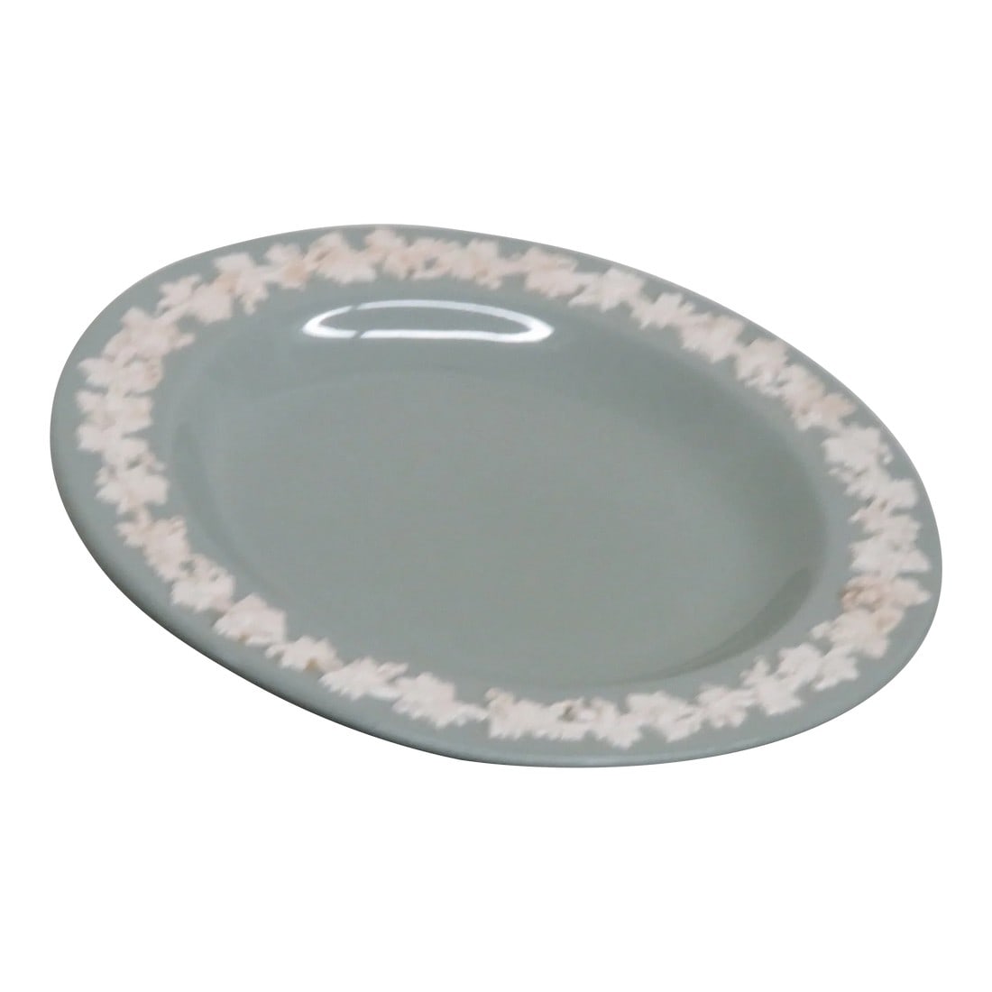 Wedgwood of Etruria and Barlaston Queensware Green Grapevine Small Dish (1 of 13)