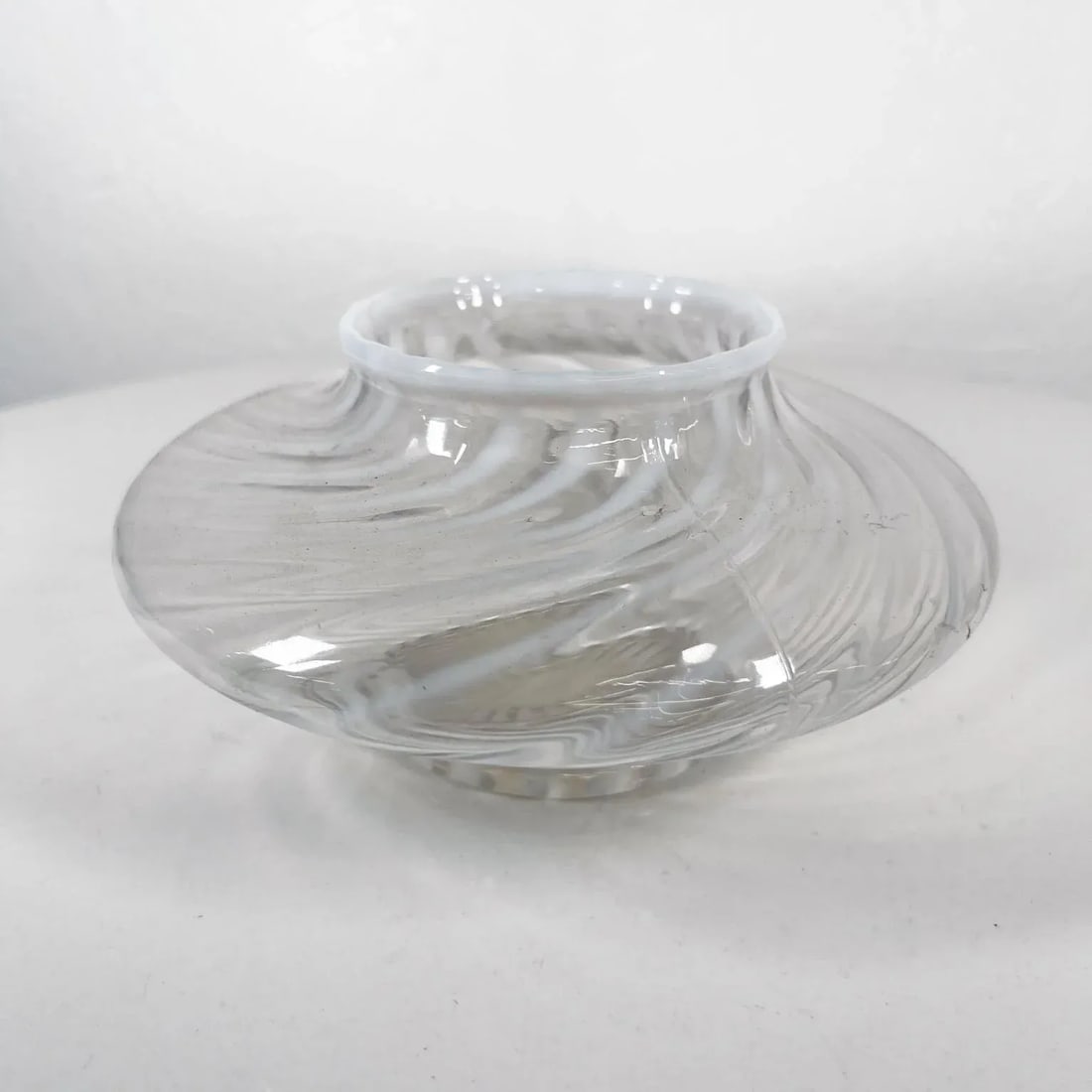 1960s Swirled Art Glass Modern Vase - 2