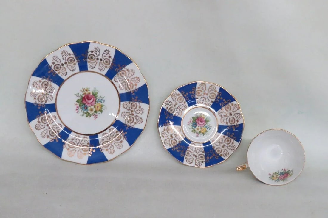 Royal Standard England Bone China Floral Tea Cup Saucer Dessert Plate Set - 5
