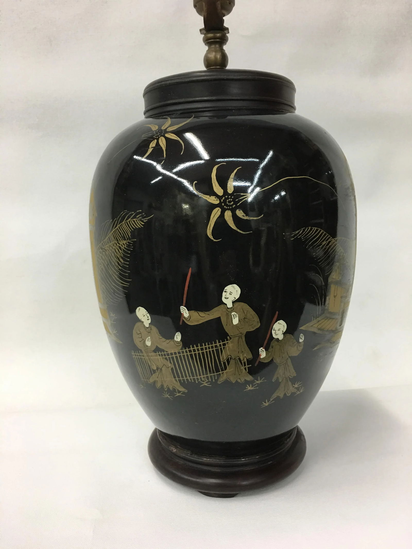 1960s Hand Painted Chinoiserie Jar Lamp - 2