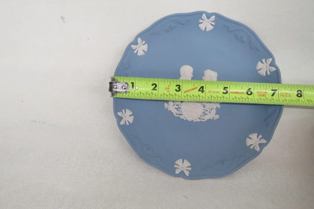 Wedgwood England Jasperware Blue Royal Wedding 1986 Plate in Box - 8