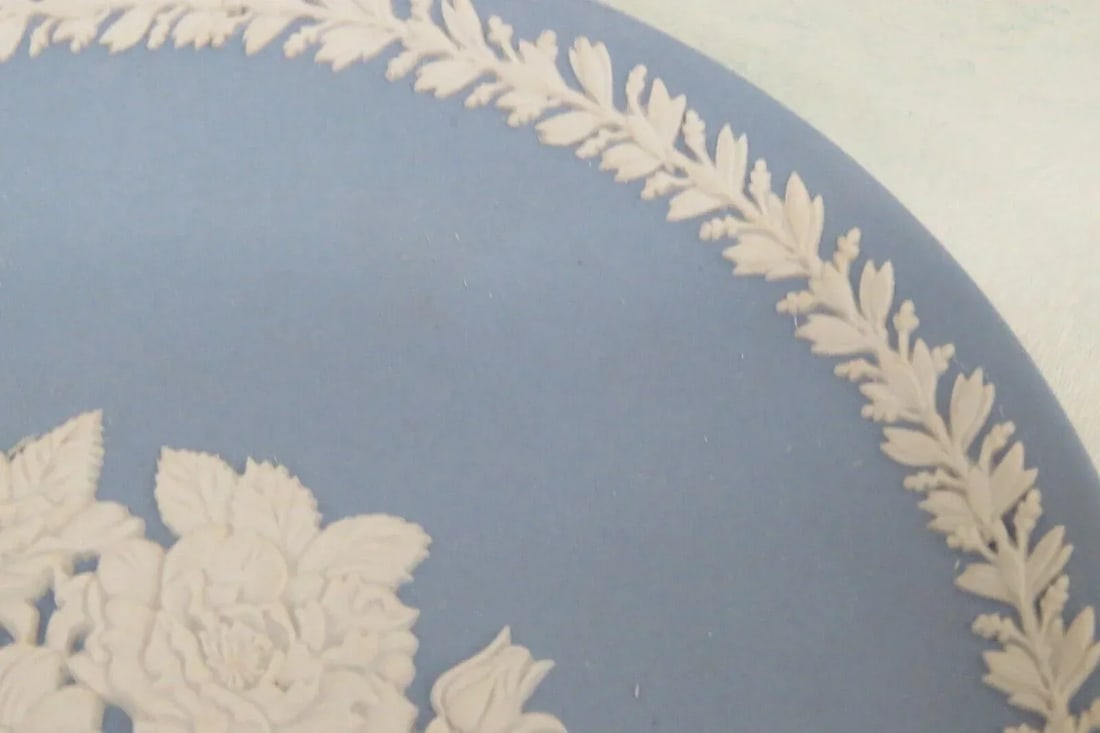 Wedgwood Jasperware Blue Floral Mothers Day 1989 Decorative Plate in Box - 5