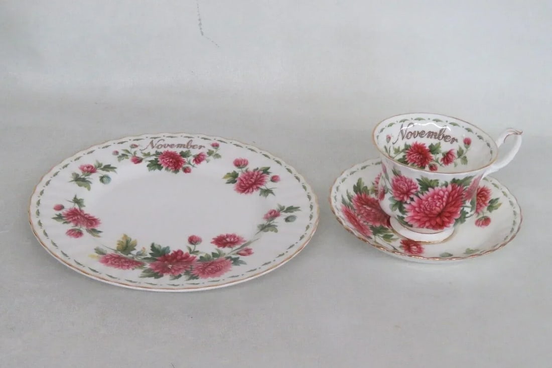 Royal Albert Bone China November Chrysanthemum Tea Cup Saucer Plate Set 3780b - 3