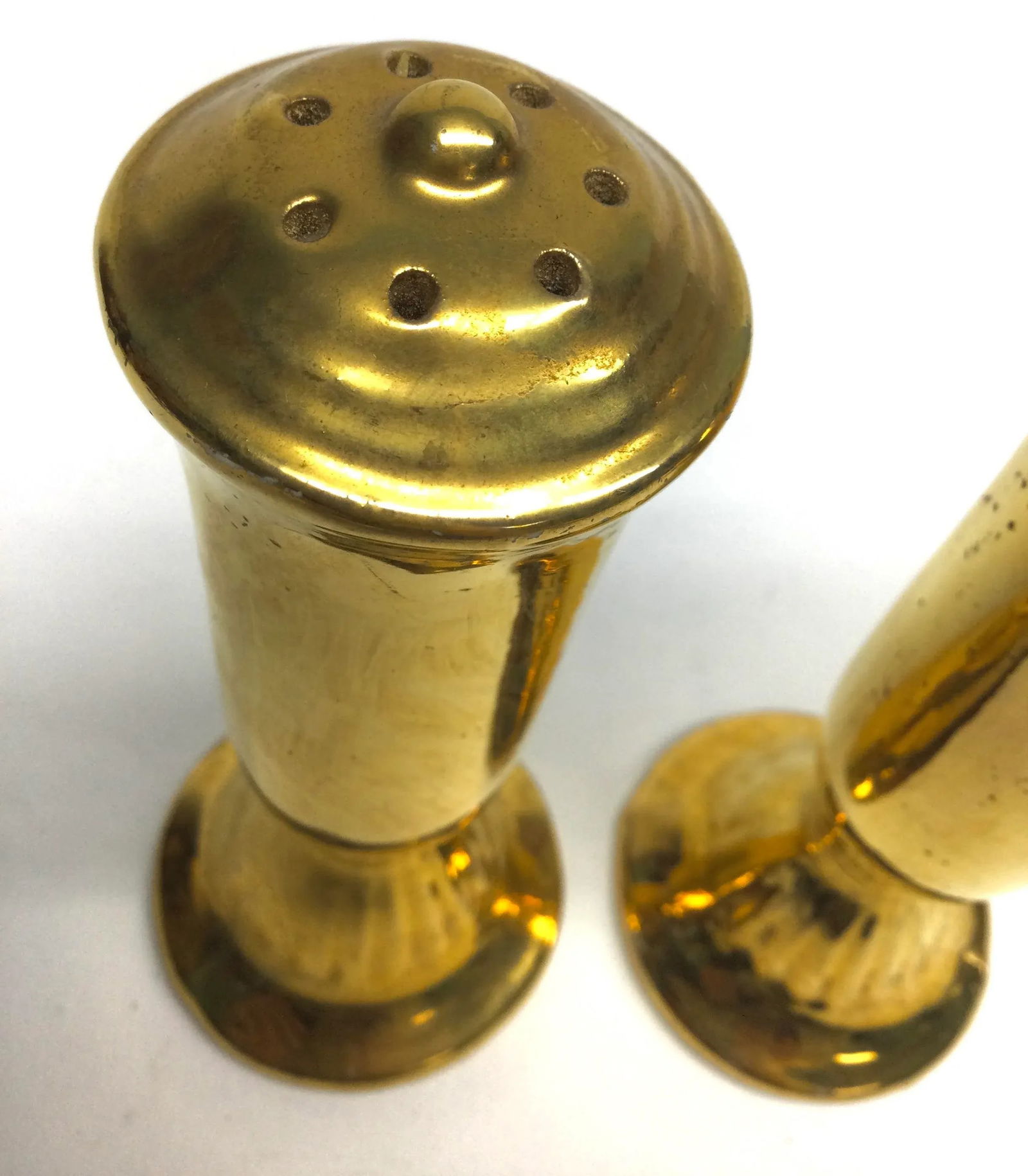 Mid Century Gold Ceramic Salt and Pepper Shaker Set - 7