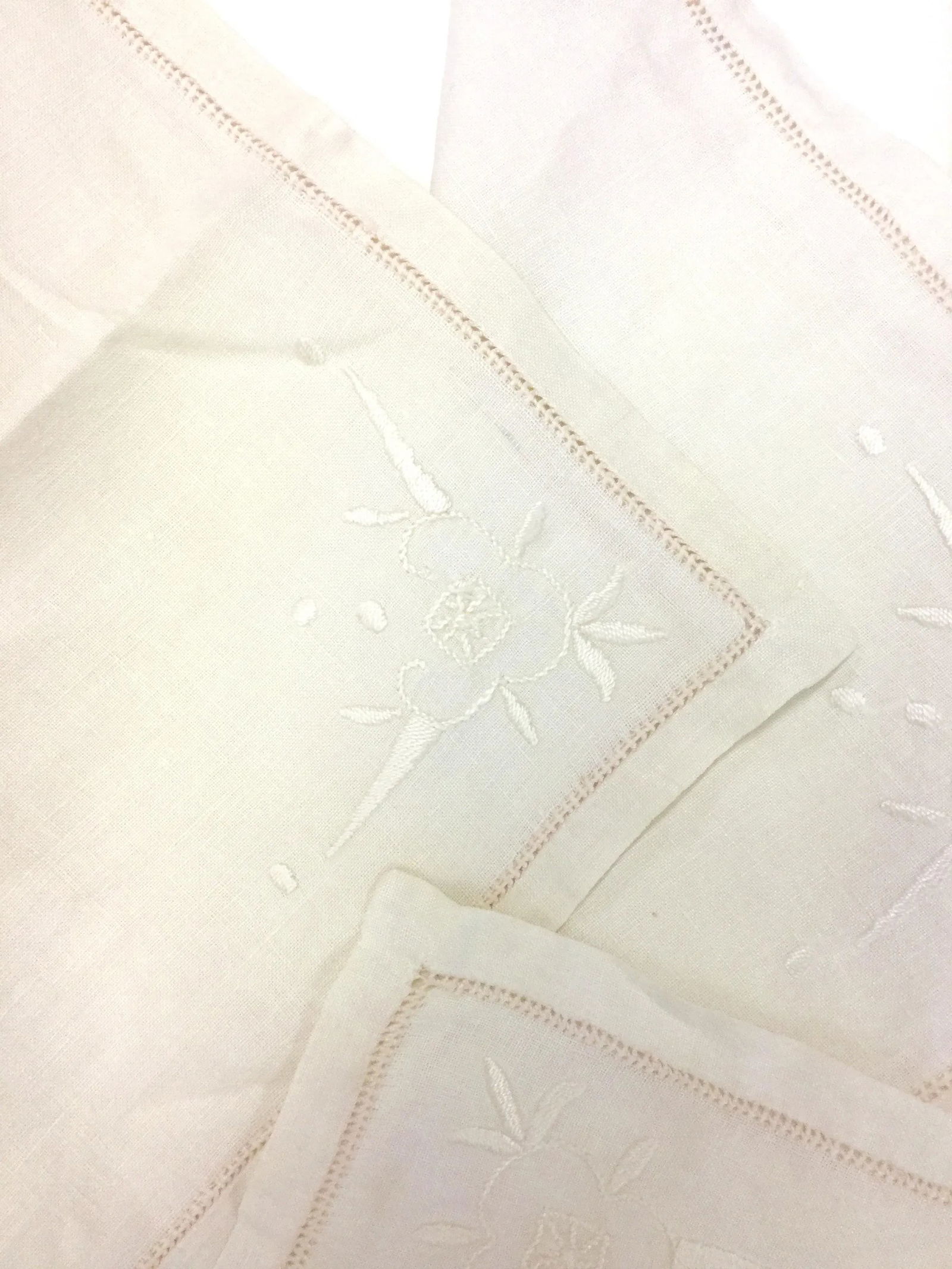 Early 20th Century Antique Linen Cocktail Napkins - Set of 4 - 5