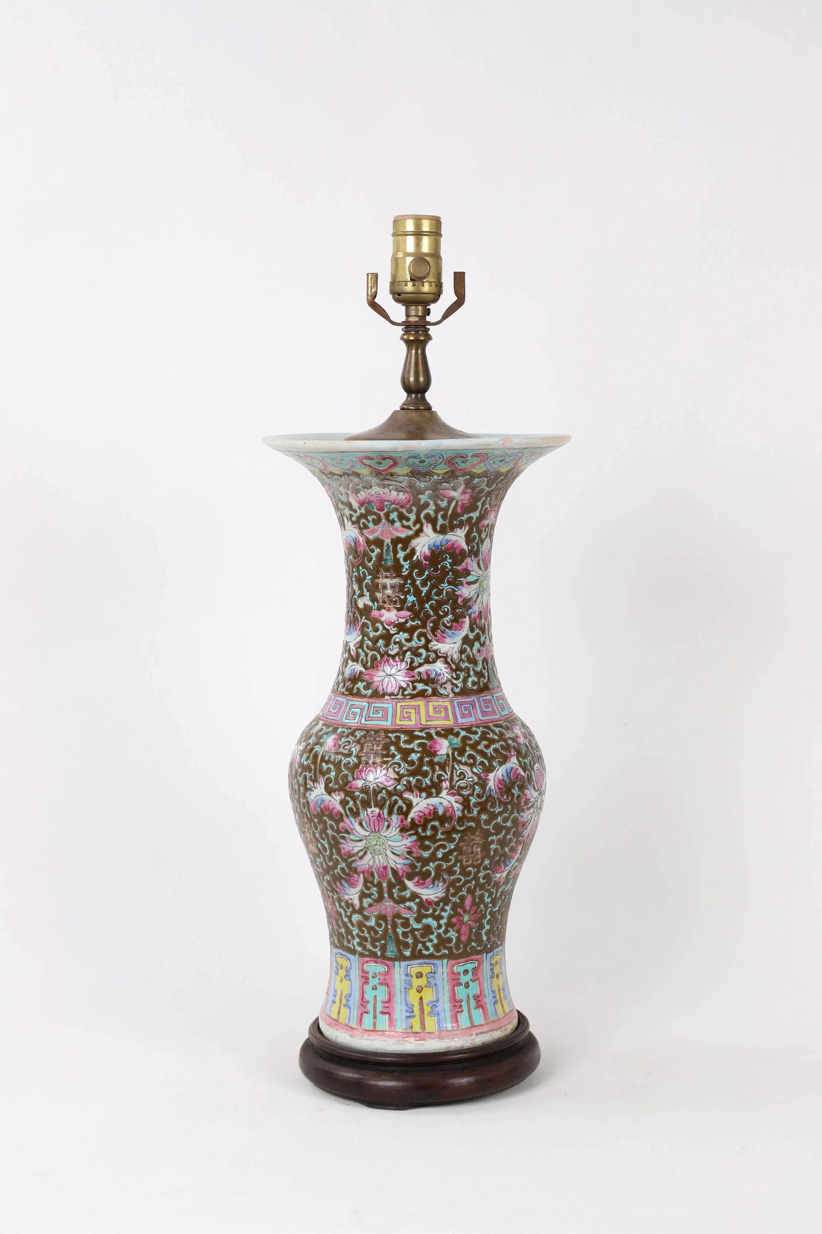 Late 19th Century Famille Rose Arabesque Qing Vase Lamp - 5