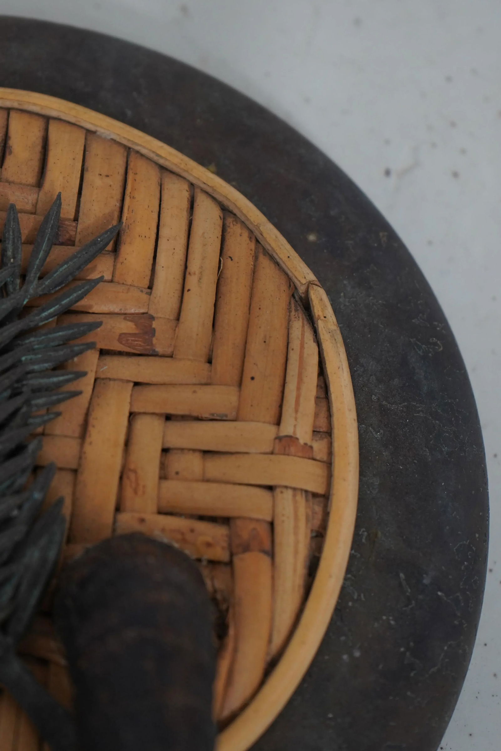 Maitland Smith Bronze Caribbean Style Wall Sconce - 4