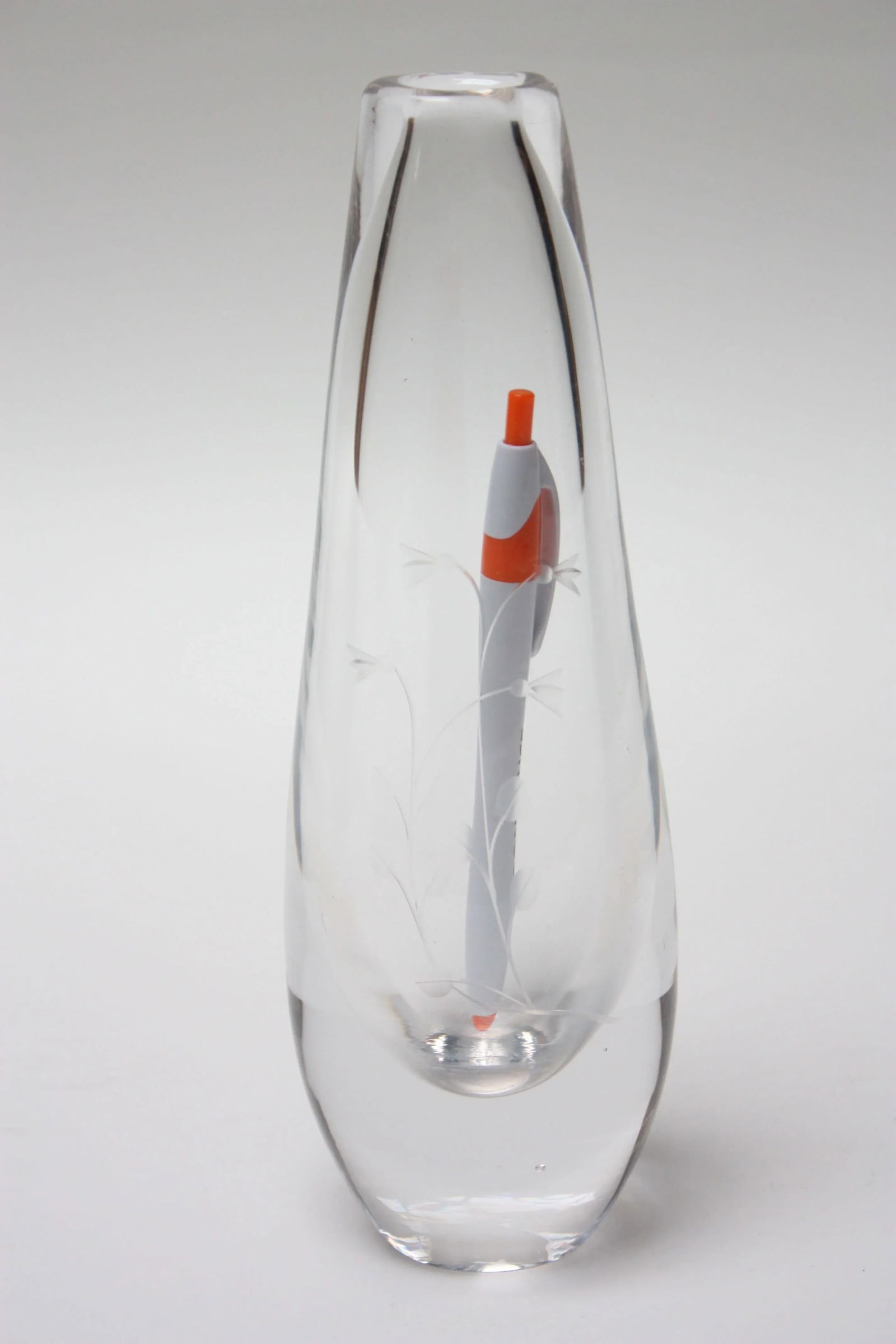 Kosta Boda Blown Glass Vase With Floral Etching - 4