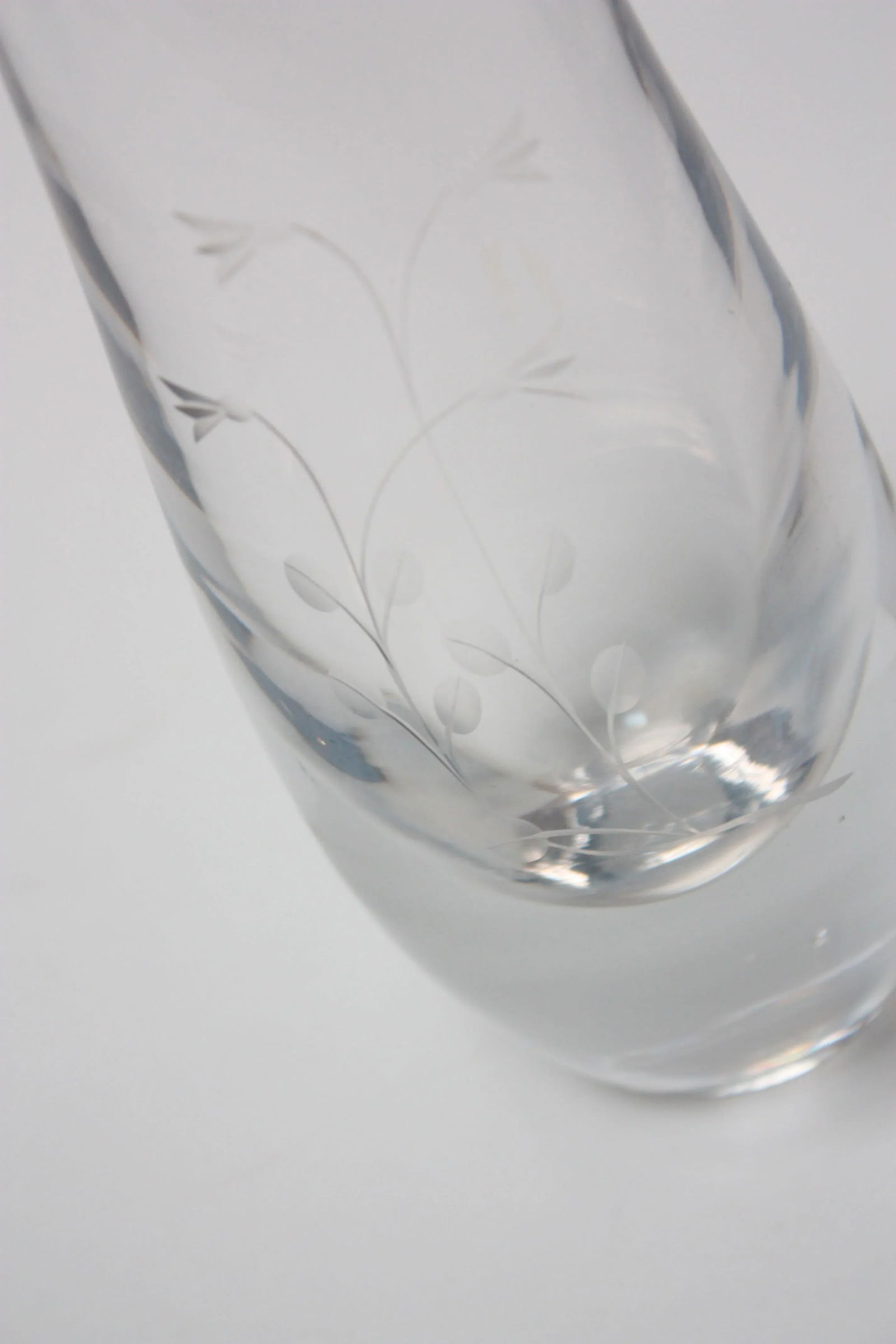 Kosta Boda Blown Glass Vase With Floral Etching - 5