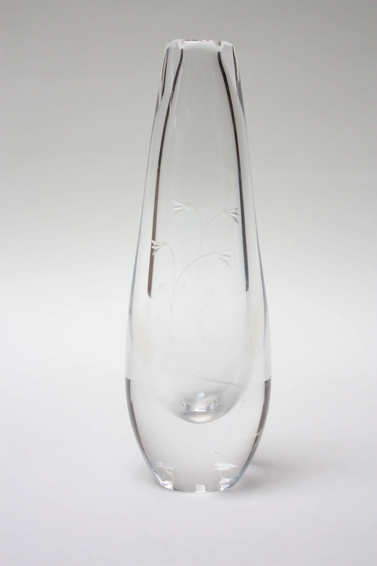 Kosta Boda Blown Glass Vase With Floral Etching - 9
