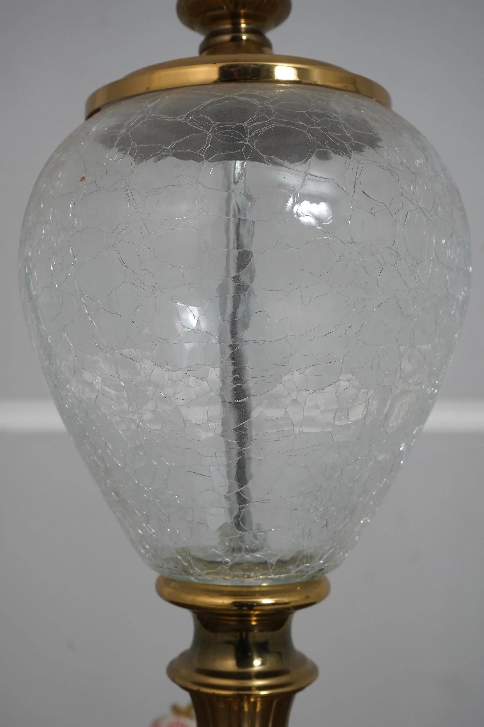 Stiffel Attributed Brass & Crackle Glass Table Lamp - 11