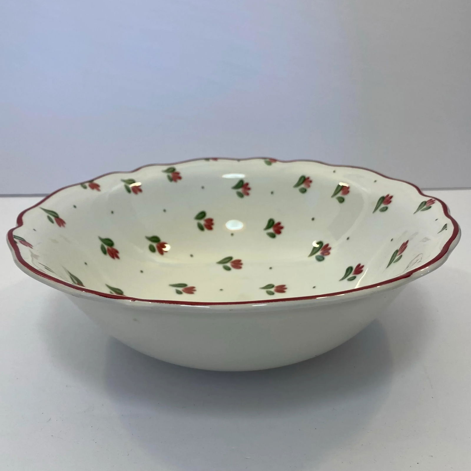 1980s Johnson Brothers Bonjour Ironstone Round Vegetable Serving Bowl - 2