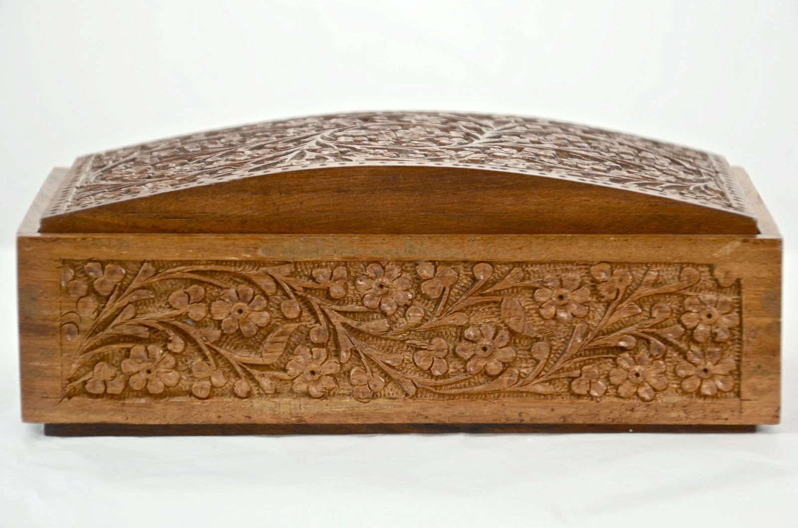 1950s Domed Shesham Carved Wood Box - 5