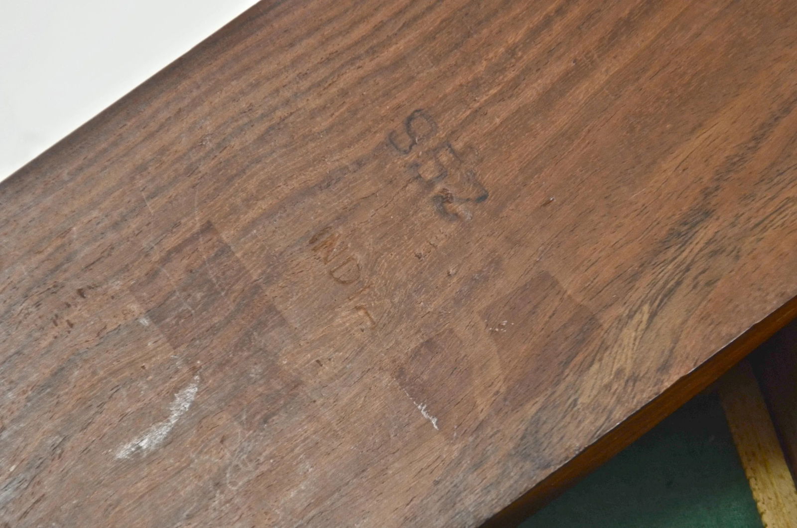 1950s Domed Shesham Carved Wood Box - 8