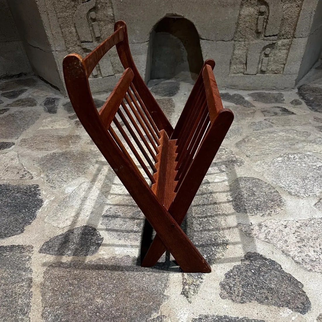 1960s Magazine Rack Sculptural Solid Teak Wood Modern Denmark - 2