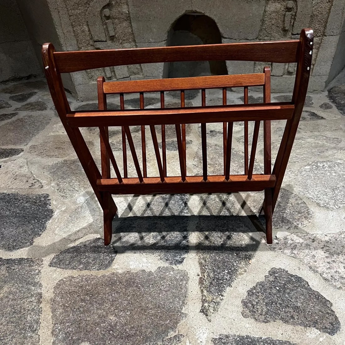 1960s Magazine Rack Sculptural Solid Teak Wood Modern Denmark - 3