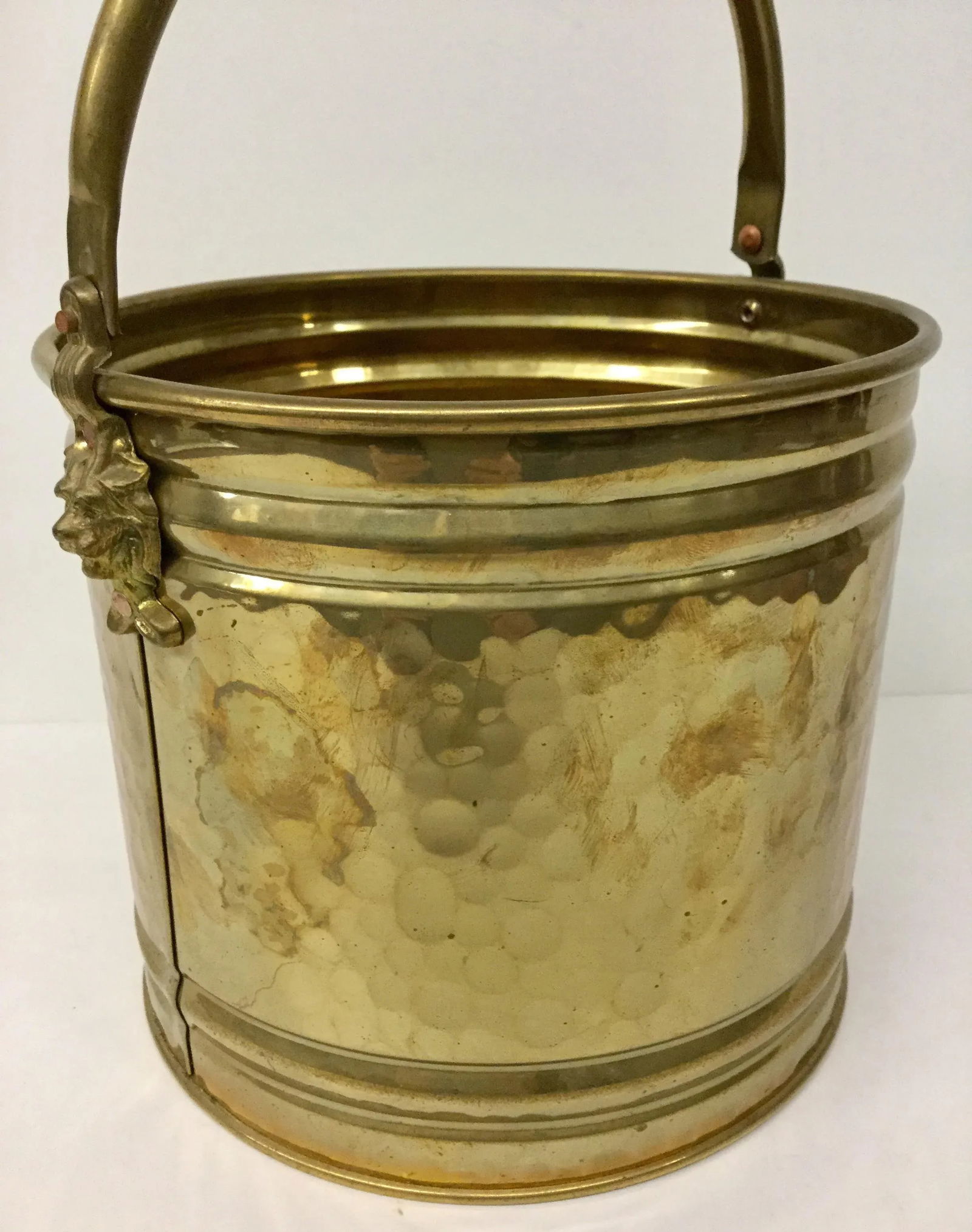 1970s Hollywood Regency Brass Lion-Head Planter - 4