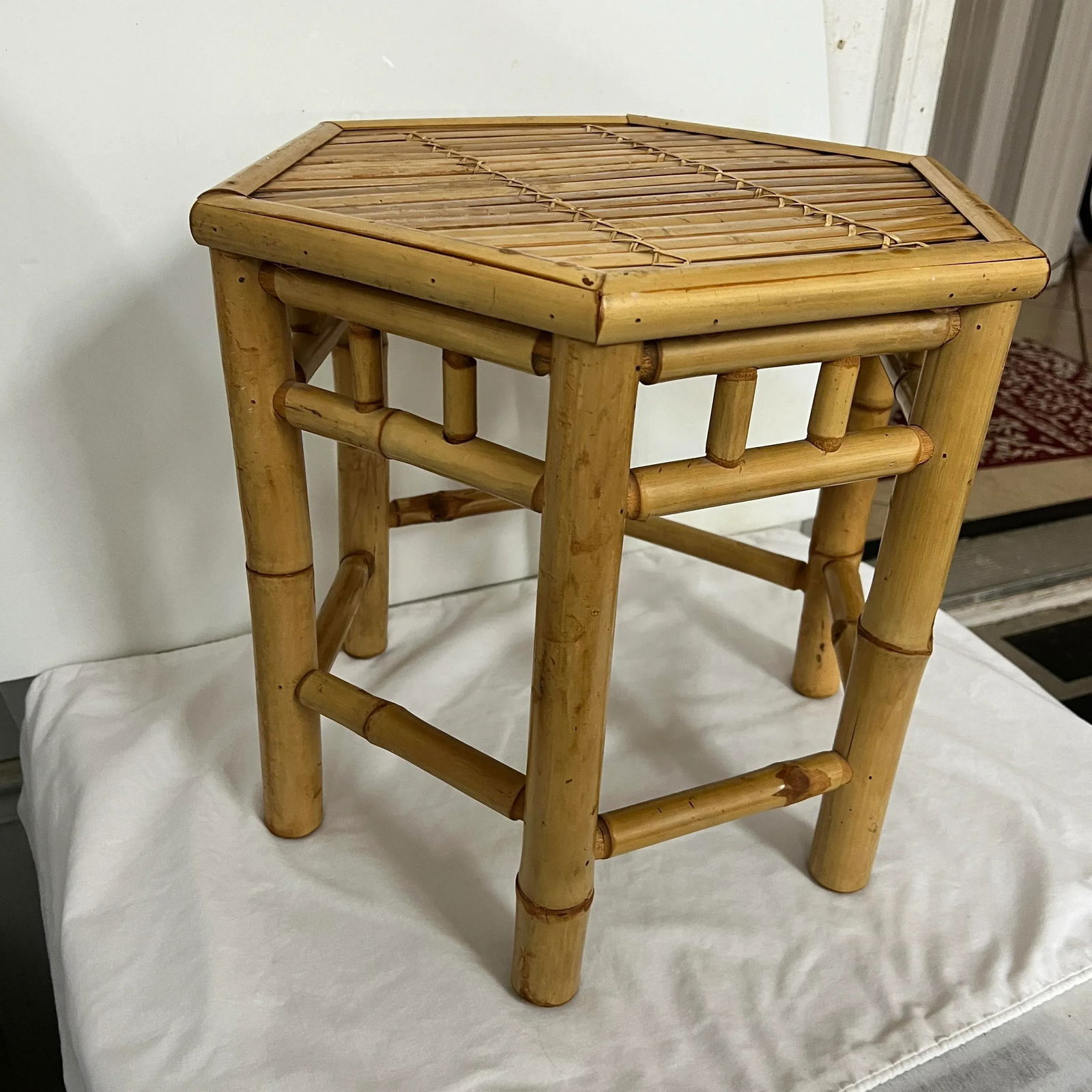 Vintage Old Florida Style Bamboo Drinks Table - 6