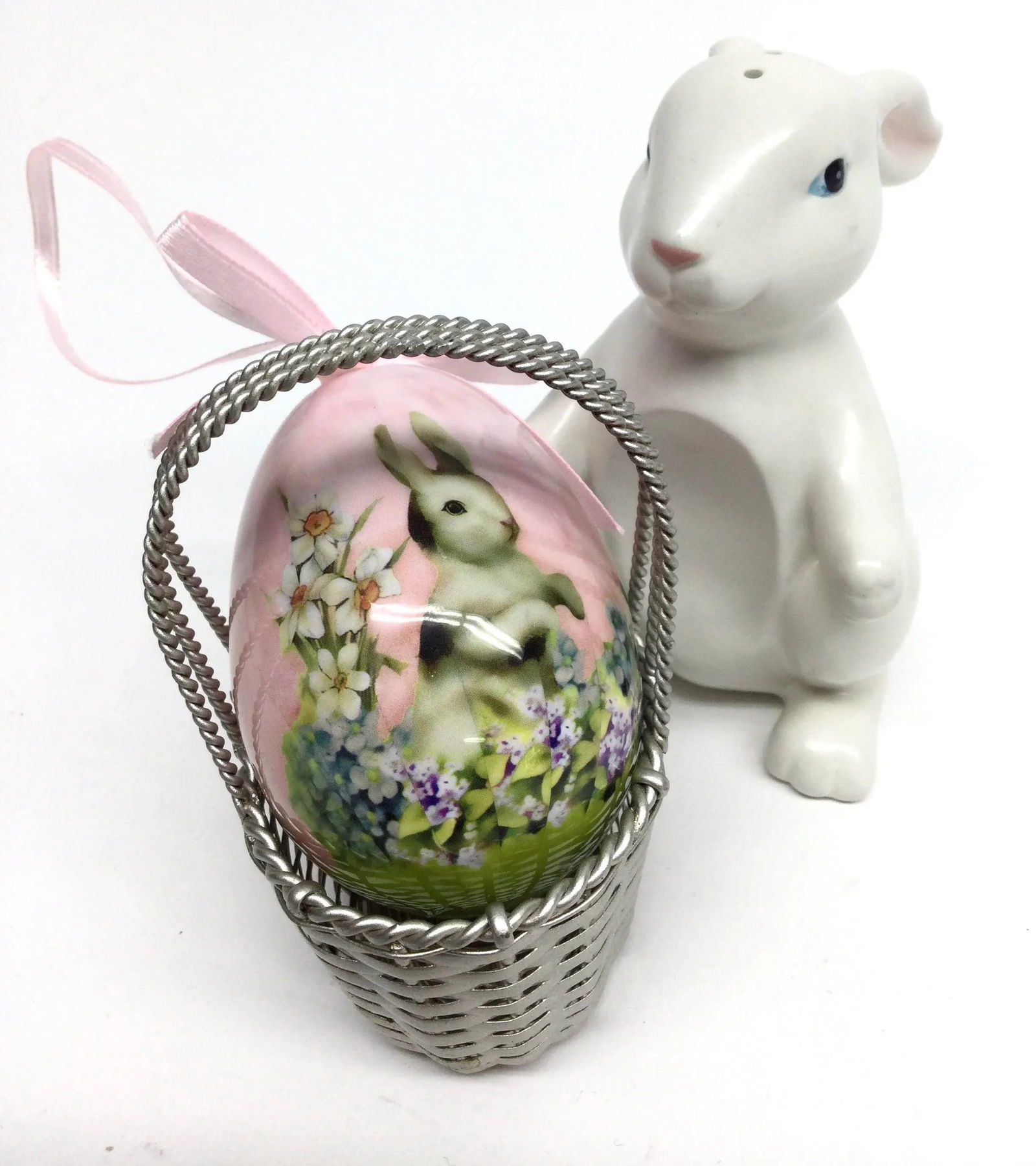 Silver Plate Basket and Porcelaine Bunny Salt Shaker and Egg Ornament - 8