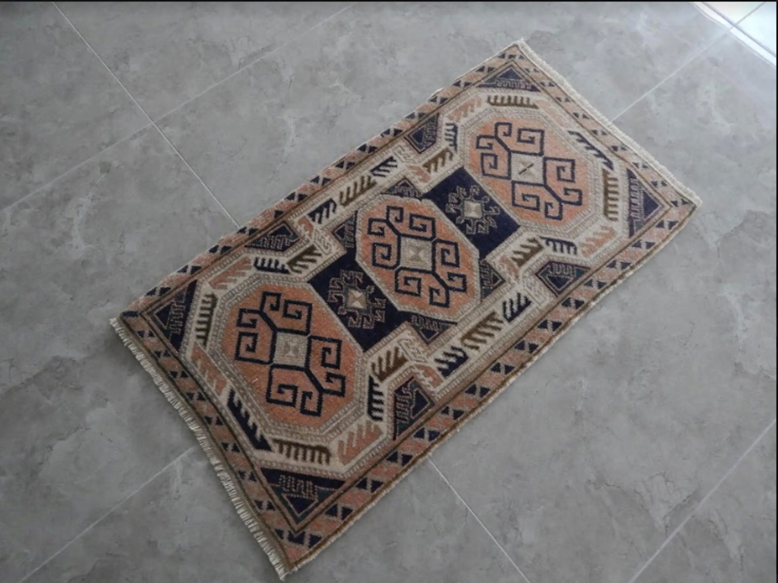 Distressed Low Pile Turkish Yastik Petite Rug Hand Knotted Faded Runner - 1"²10"³ Ã - 2