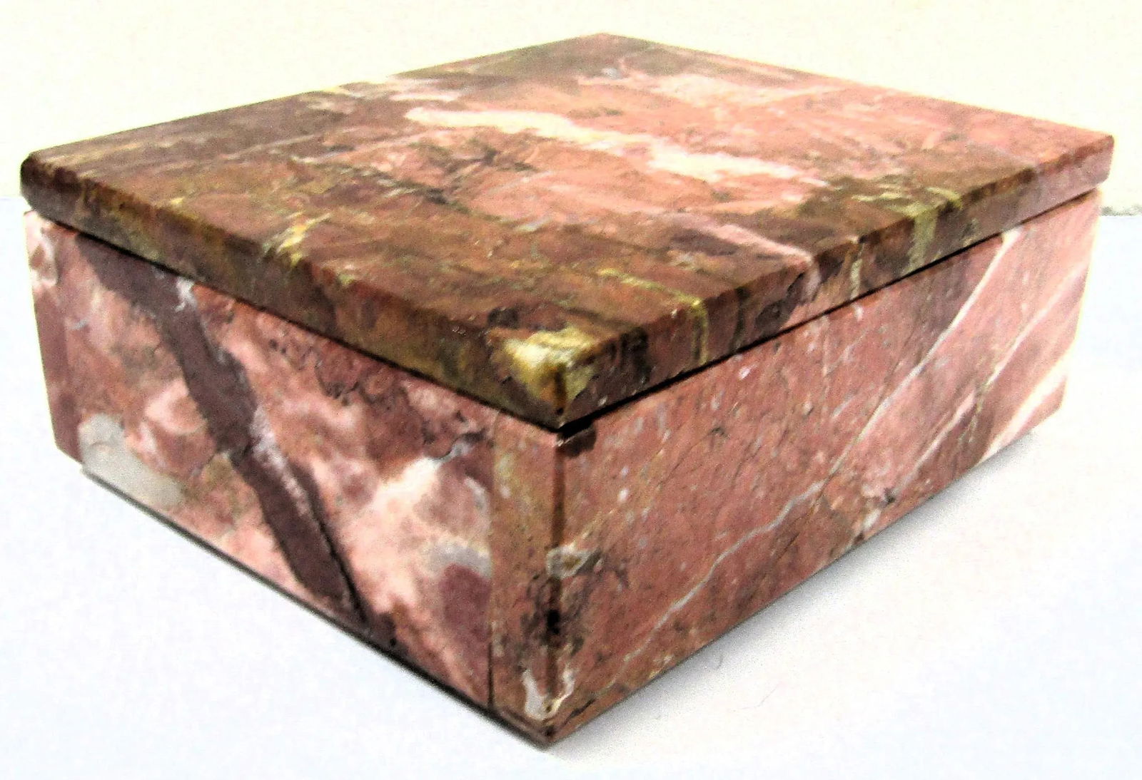 1970s Postmodern Vintage Pink Marble Stone Lidded Box - 3