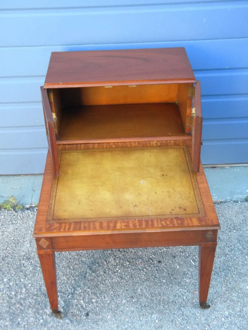 Leather Top Nightstand Side End Lamp Table by Heritage Henredon - 4