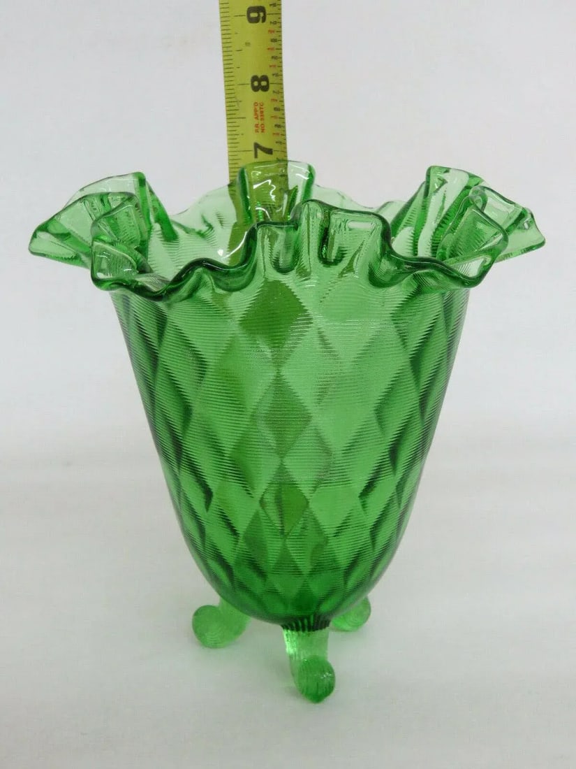 Fenton Springtime Diamond Optic Green Glass Ruffled Rim Three Footed Vase - 3