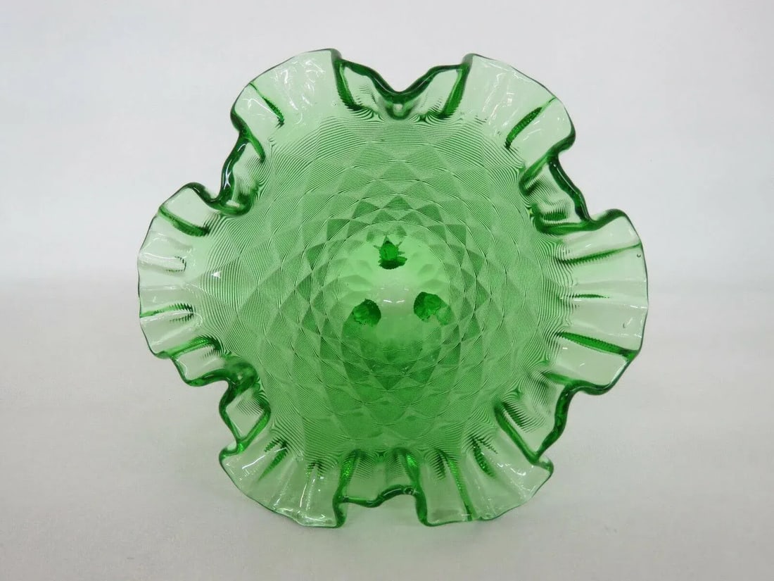 Fenton Springtime Diamond Optic Green Glass Ruffled Rim Three Footed Vase - 5